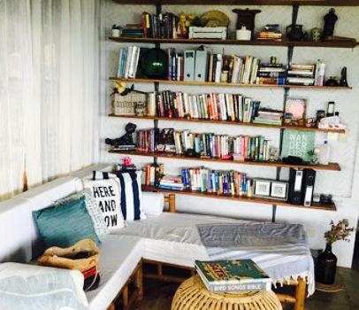 The Nesting Table