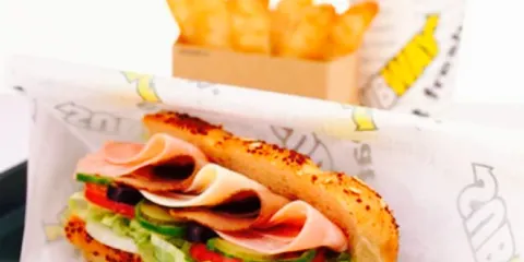 Subway Tosu Premium Outlet