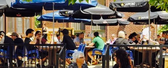 Café Bistro Au Coin du Monde