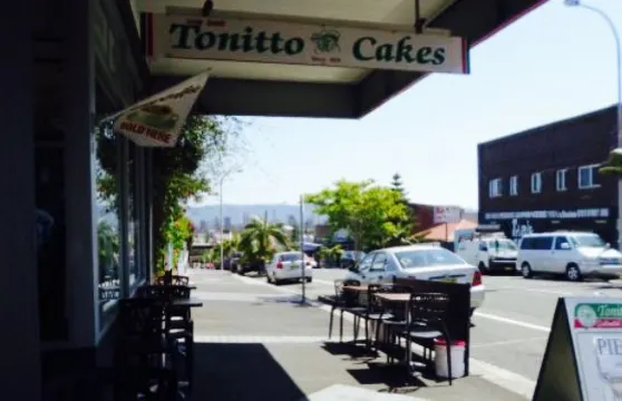 Tonitto Continental Cakes