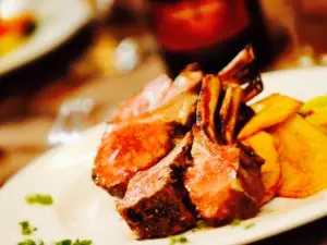 Villa Rose Restaurant & Lounge