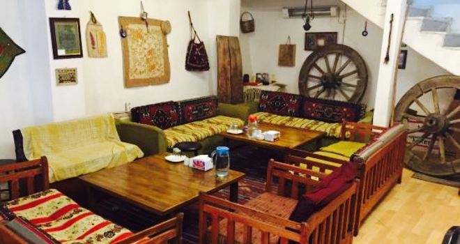 Arasta Kahvalti Lokanta Cafe