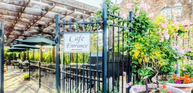 Rendezvous Cafe & Wine Bar