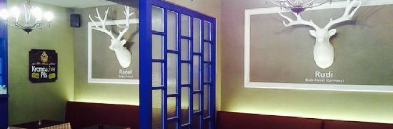 Flam's Bistro, German & French Restaurant