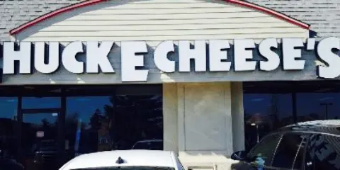 Chuck E. Cheese