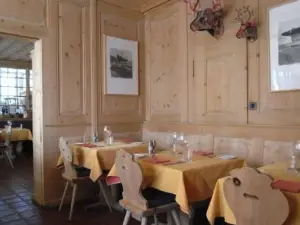 Restaurant Üja Traube Scuol