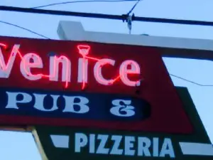 Venice Pub and Pizzeria