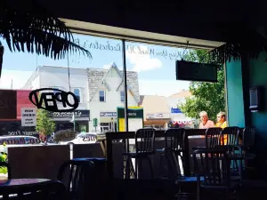 Sweet Island Creamery & Elaine’s Bagels