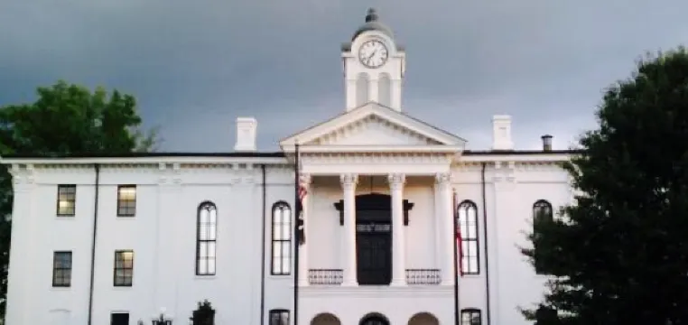 Ya Ya's Frozen Yogurt