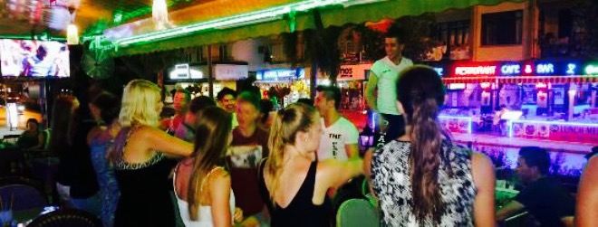 Theo's Place restaurant & bar