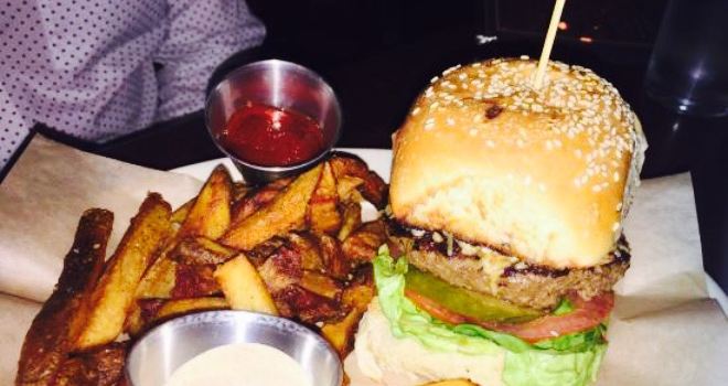 Esquire Tavern