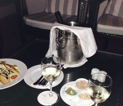 Alia Lounge & Bar