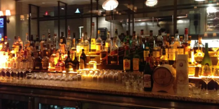 8100' Mountainside Bar & Grill