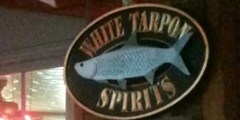 White Tarpon Bar & Restaurant