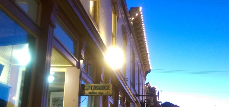 Beau Jo's
