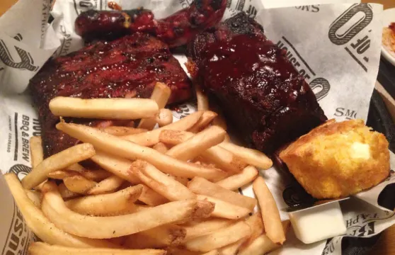 Smokin' Dave's BBQ