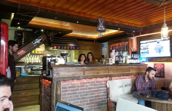 Cafe Antre