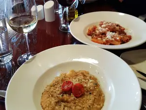 Primo Ristorante Cafe Bar
