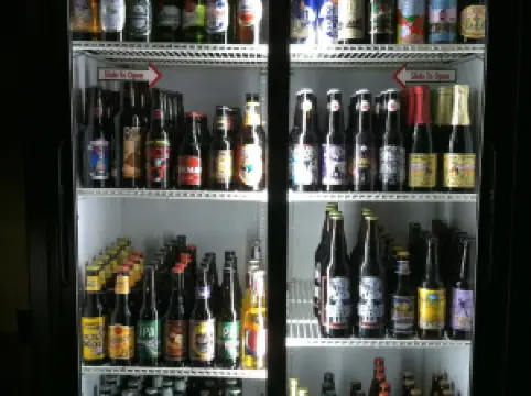 Huntington Street Bar & Grill