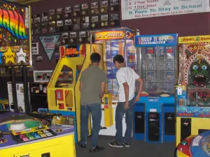 Shakey's Pizza Parlor