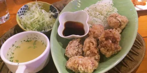 Tubes Hawaiian Restaurant Bar