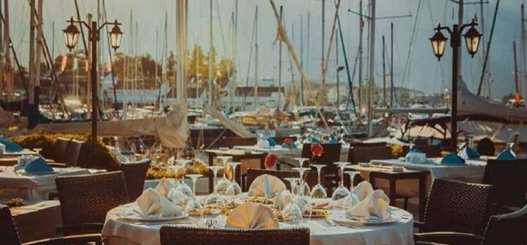 Navigator & Di Capri Restaurant