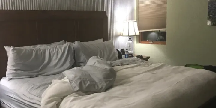 Tracey's at Roam Inn