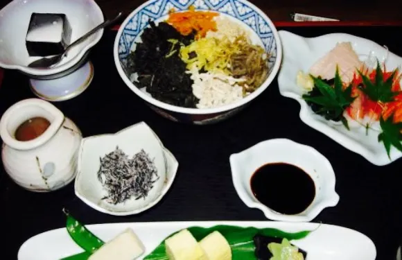 Local Cuisine Makiba