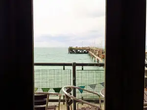 Totland Pier Cafe