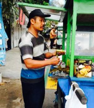 Kupat Blengong Mas Yanto