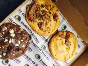 Insomnia Cookies