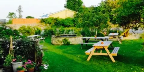 The Bolingbroke Hotel,Pub & Restaurant