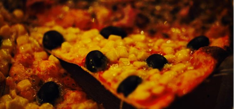 Silver Dollar Pizza