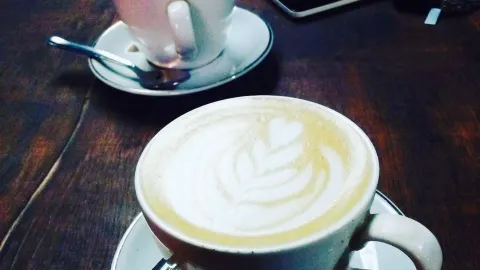 Kaya Resto & Coffee Holix in Surabaya