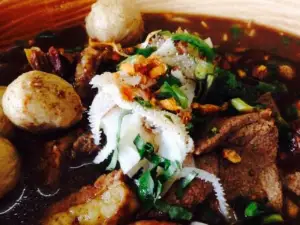 Nai Phon Boat Noodle (Here Phon)