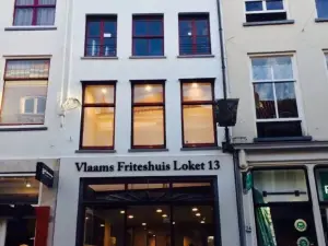 Vlaams Friteshuis Loket 13