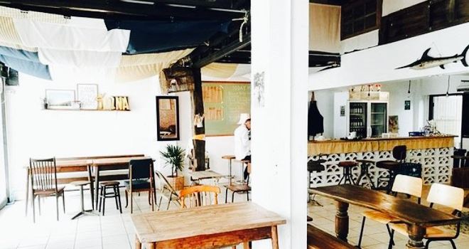 Junk House Cafe & Bar