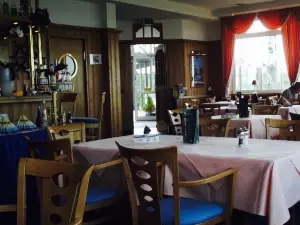 Fahrhaus Twielenfleth Restaurant & Cafe