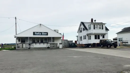 Salty Bay Seafood Take-Out & Tavern