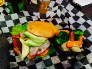 Louie's Grill & Bar