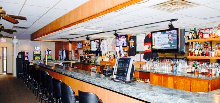 Cousins Pizza Pub