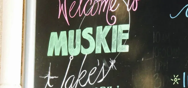 Muskie Jake's Tap & Grill