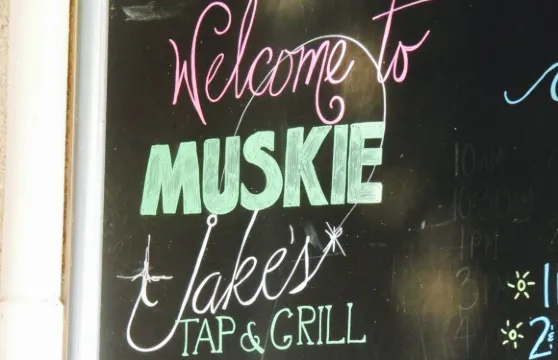 Muskie Jake's Tap & Grill