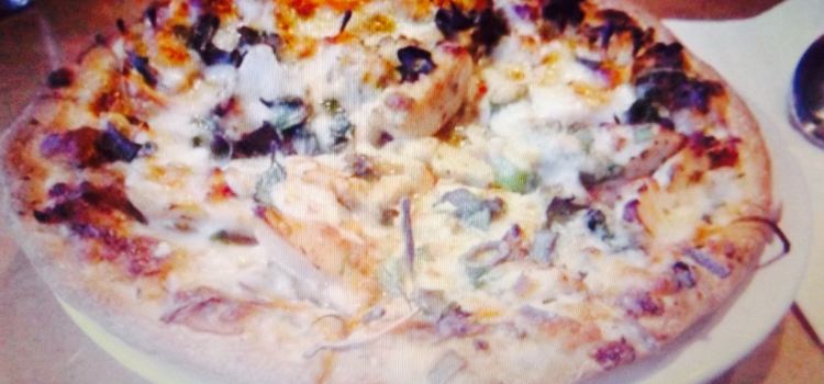 Frankie's Scoops Slices & Subs