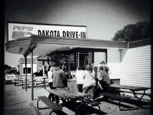 Dakota Drive Inn