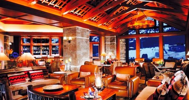 Ascent Lounge