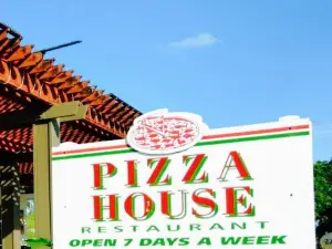 Pizza House Restaurant