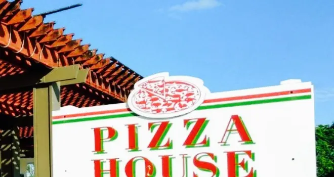 Pizza House Restaurant