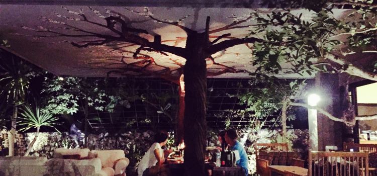 The Village Coffee & Eatery