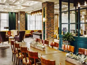Leaps & Bounds Café